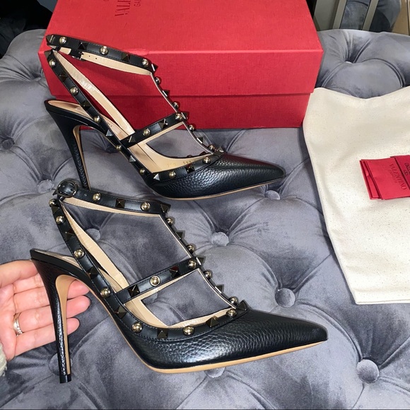 New Size 39.5 Valentino Garavani Rockstud Black Leather Pumps - Picture 2 of 10